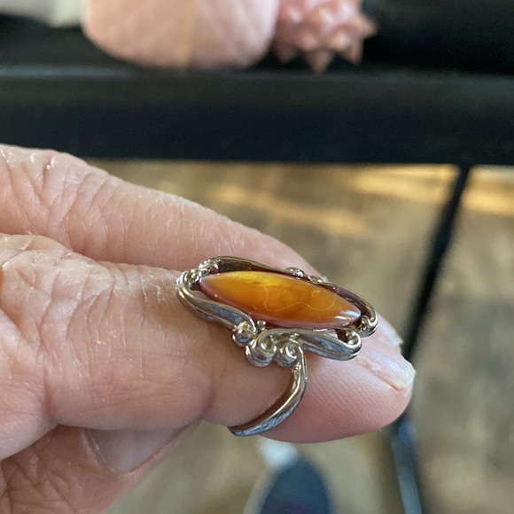 Vintage amber ring size 6 - Picture 5 of 5